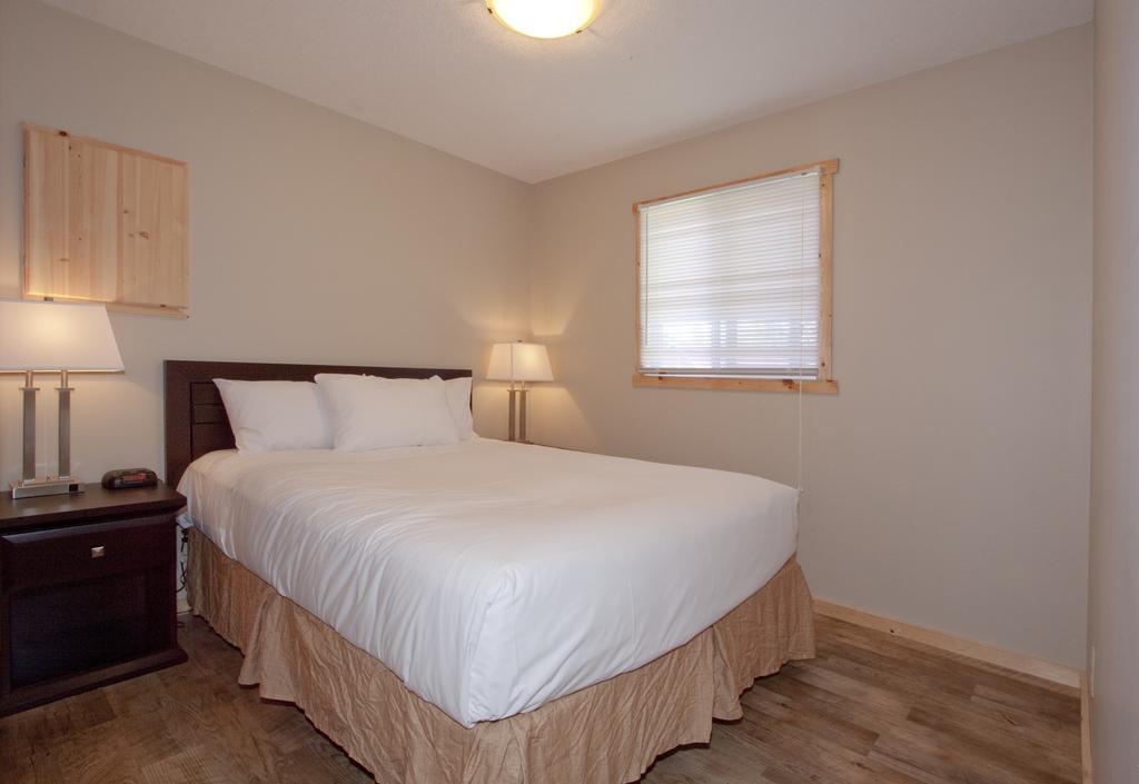One-Bedroom Chalet,153912985:JPEG